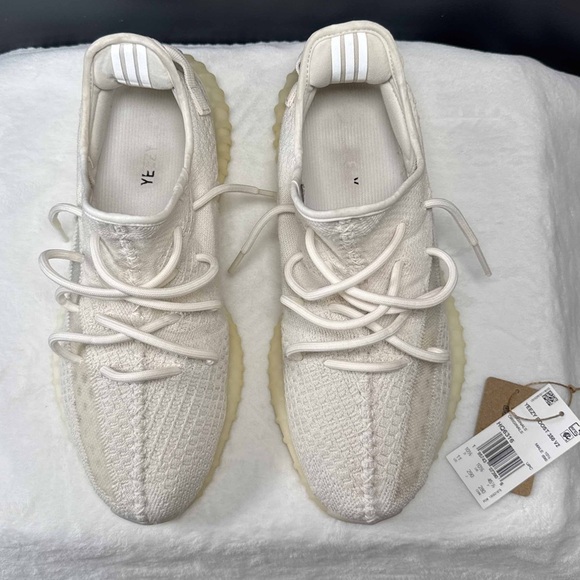 Adidas Yeezy Boost 350 V2 "Bone" HQ6316 - Size 11 - Picture 4 of 9